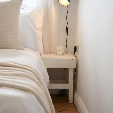 The Palm House - Minutes From The Beach! *
